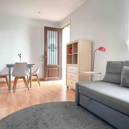 Hostourist@bcn Fira Hostafrancs *